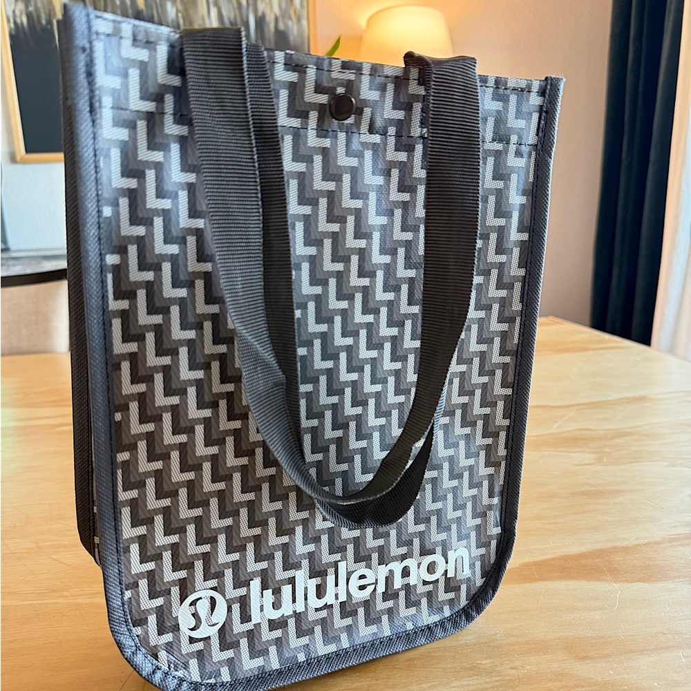 Lululemon Athletica Reusable New Limited Edition 2025 bag- brand new /never used